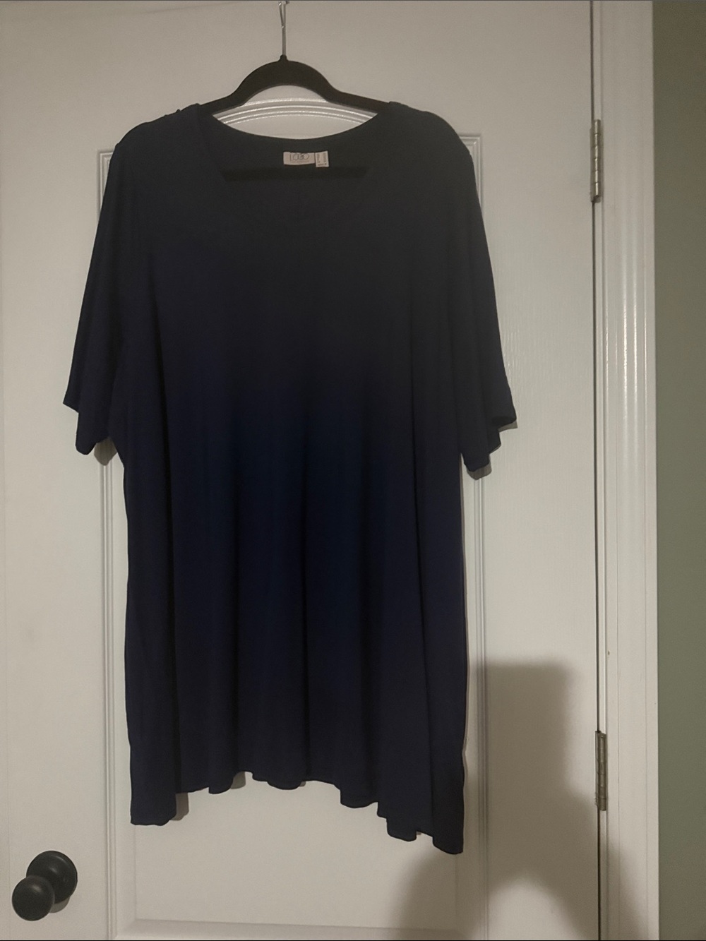 Logo by Lori Goldstein Navy Short-Sleeve Women’s Top Size 4X